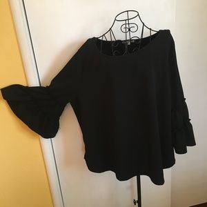 Black 3/4 length sleeves top 3X